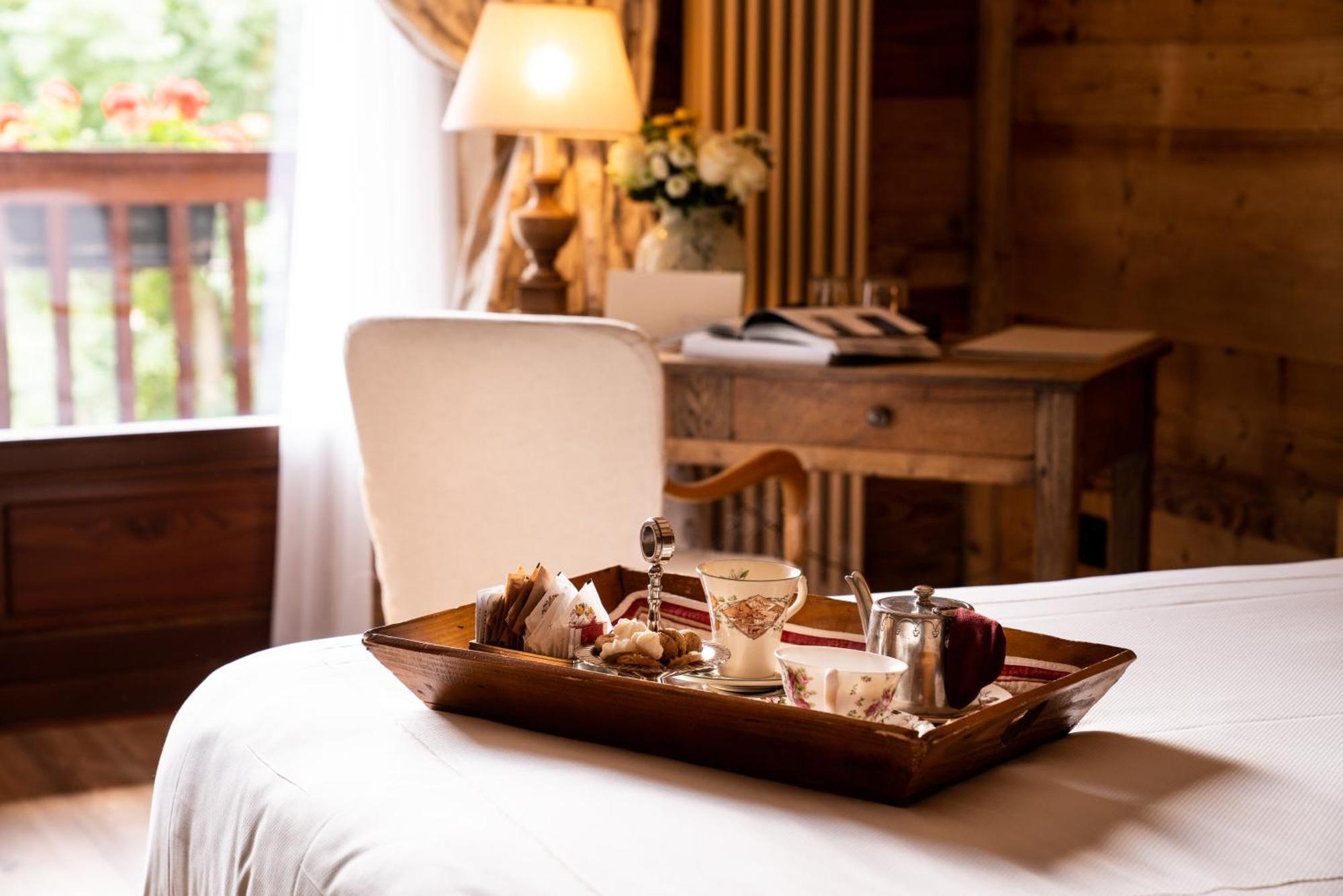 โอแบร์ฌ เดอ ลา แมซง Hotel กูร์มาเยอร์ ภายนอก รูปภาพ